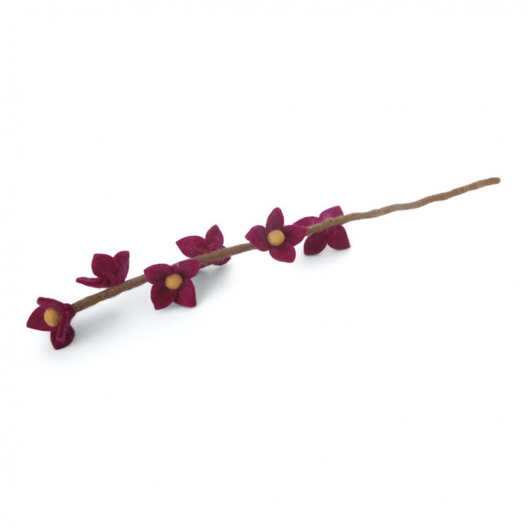 Branche en laine avec fleurs de cerisier rose foncé
