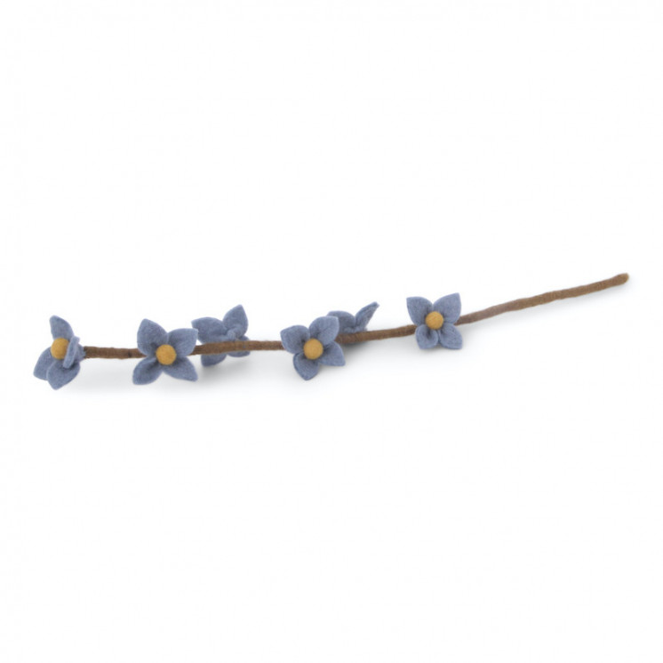 Branche en laine avec fleurs bleu ciel Gry & Sif