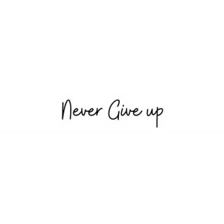 Tattoo éphèmere, motif écriture noire Never Give up
