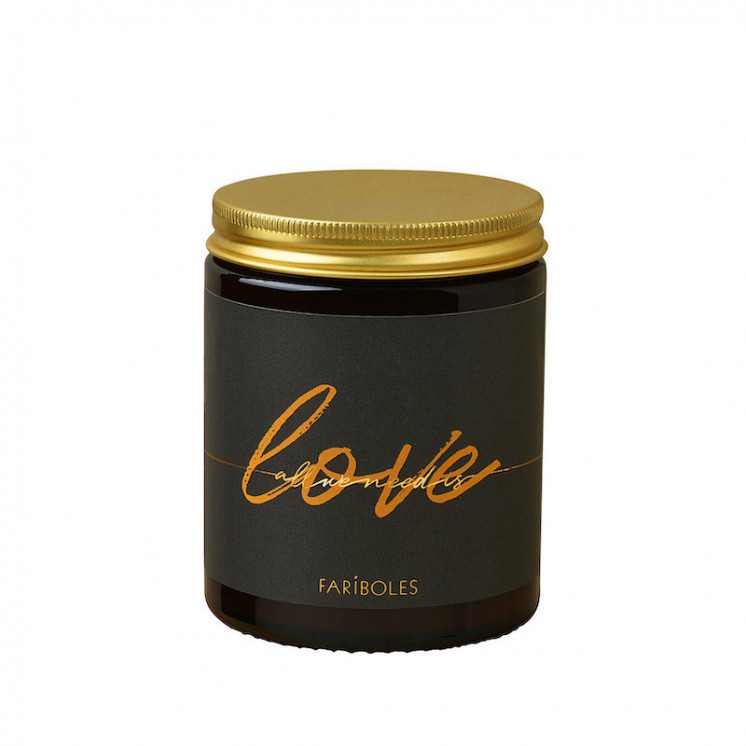 Bougie artisanale parfumée All we Need is Love