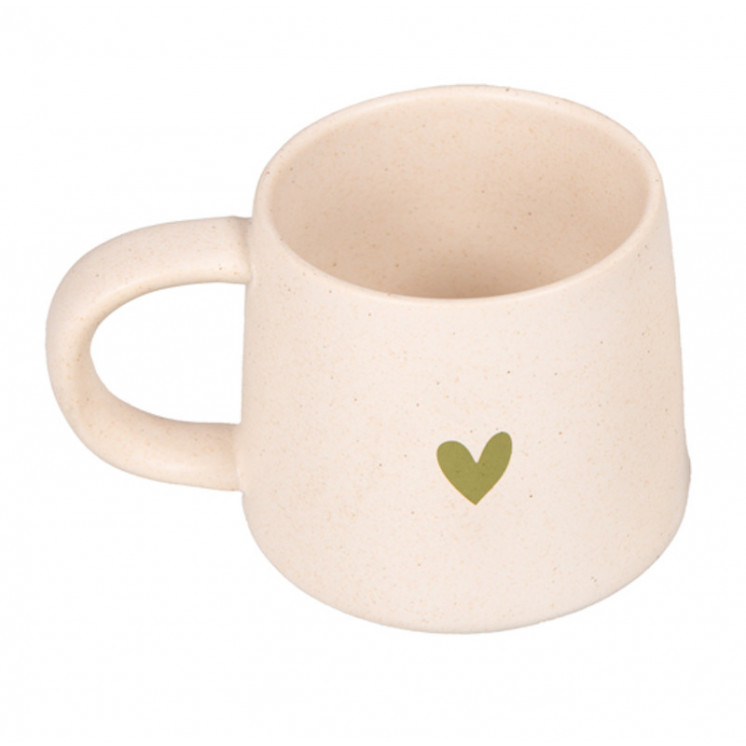 Mug en porcelaine beige moucheté avec petit coeur vert